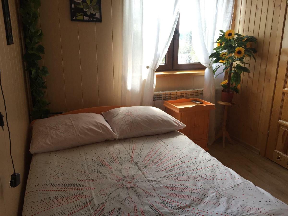 Pokoje U Eli Apartamento Brzegi  Exterior foto